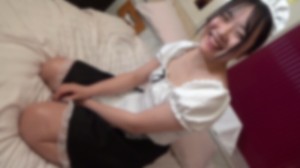 FC2-PPV-4617120 我们找了一个笑容灿烂的 18 岁女孩，一个性慾旺盛的早洩患者来为我们服务！床因为连续不断的喷射而濒临崩溃！在她那淫荡的、着名的阴道深处连续三次中出！奖励：精緻的滚动口交，挤出第四大股精液！在线观看
