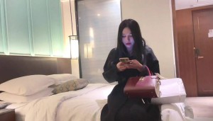 约美甲店上班的小姐姐-阿柒