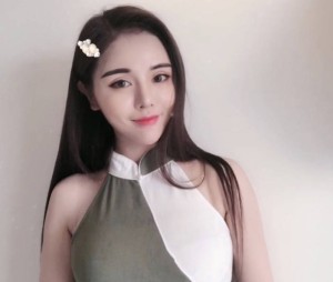 公寓私拍特写176cm极品乳模