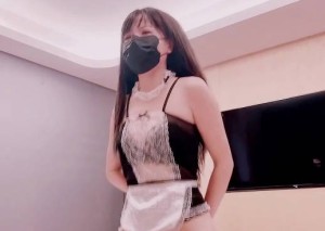 香蕉秀xjx778黑丝萝莉女仆骚穴塞满主人的肉棒